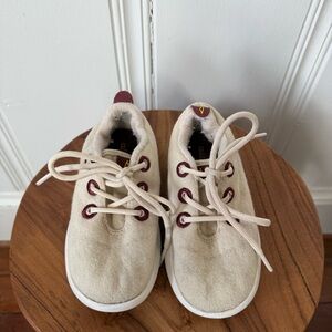 Allbirds Cream Wool Kids Sneakers size 11